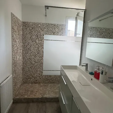 Villa Grande Maison Avec Exterieur Valence (Drome)